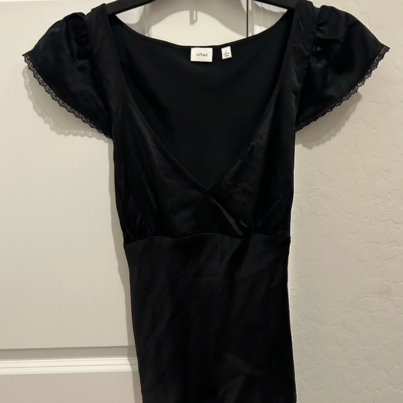Wilfred (Aritzia) Babydoll Top 100% Silk - Picture 1 of 8